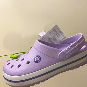 Purple crocs, vintage🌟